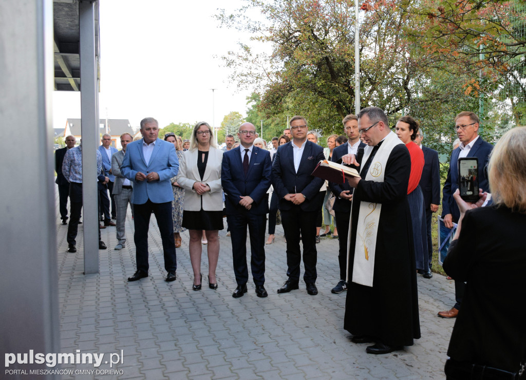 Otwarcie nowego budynku szkoły w Dopiewcu