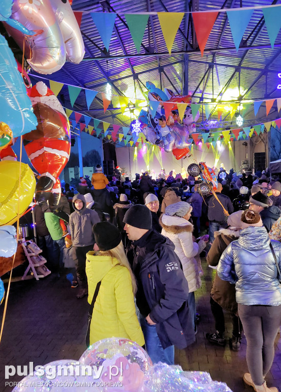 Wielkie Ubieranie Choinki i Jarmark Świąteczny 10.12.2023 Dopiewo