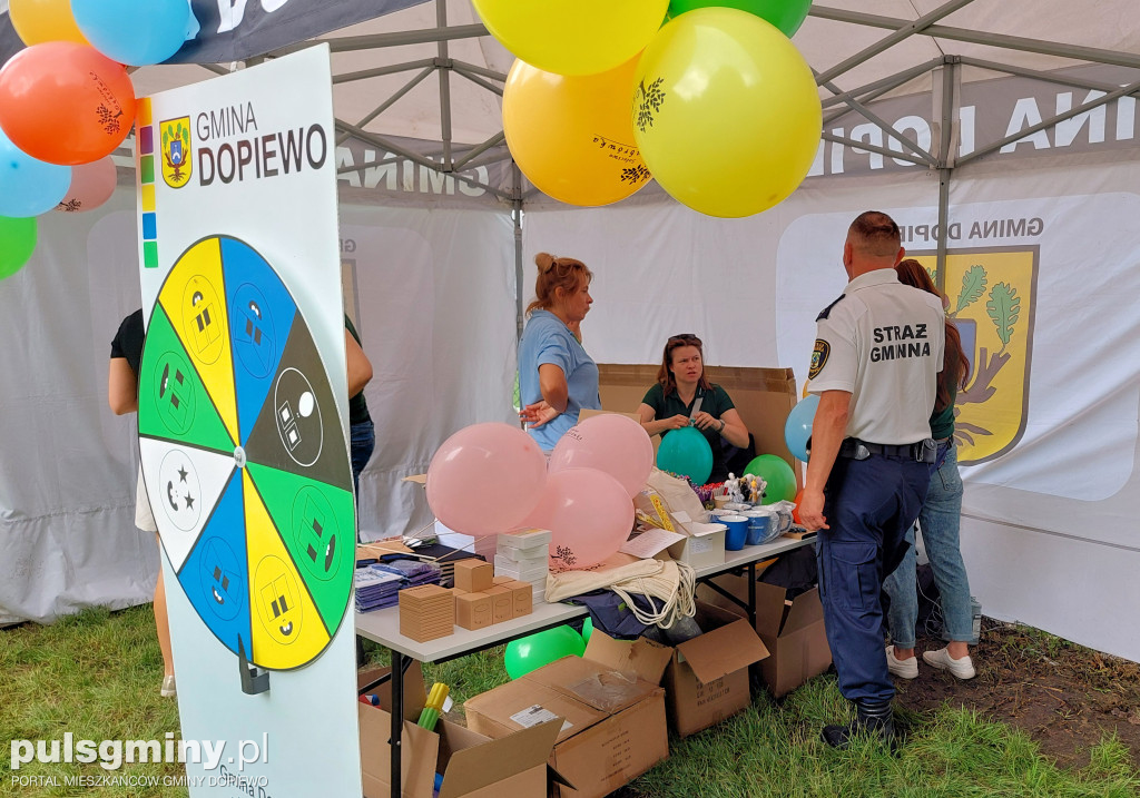 Śniadanie na trawie w Dąbrówce 22.06.2024