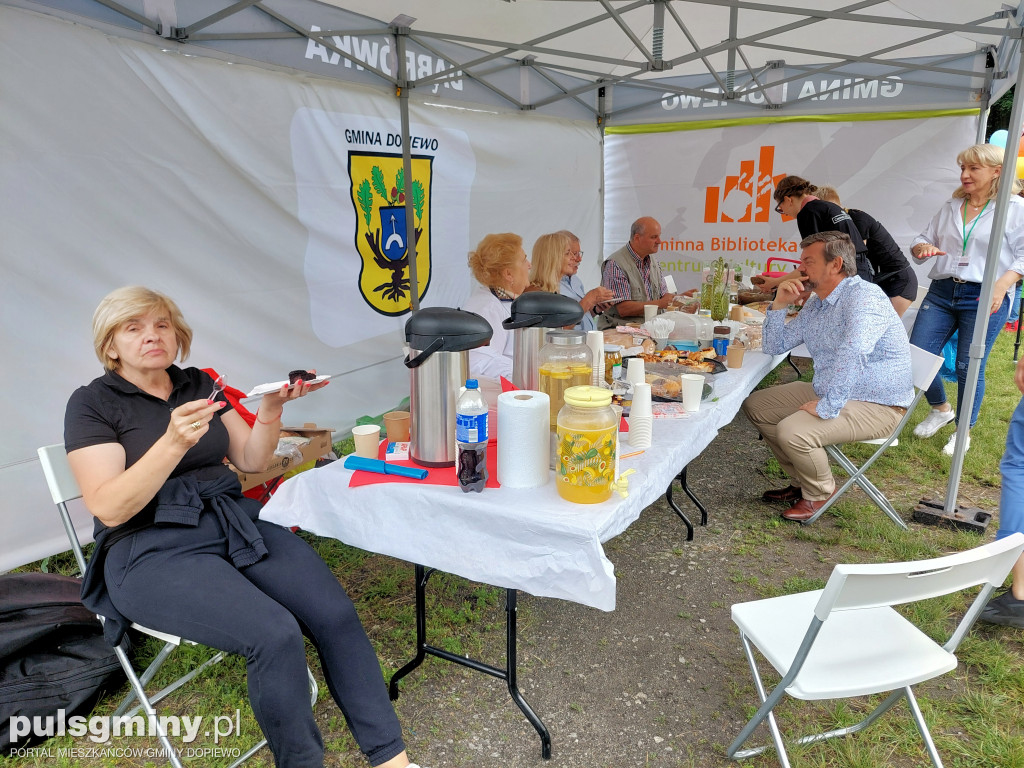 Śniadanie na trawie w Dąbrówce 22.06.2024