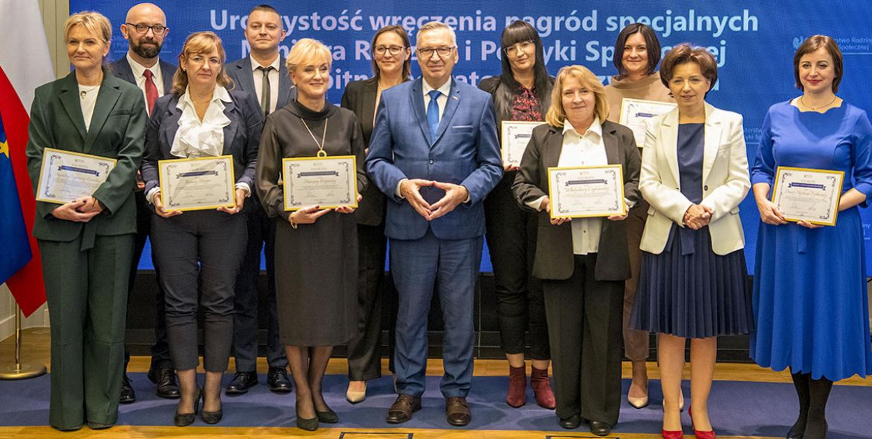 Dyrektor OPS Dopiewo z nagrodą Ministra