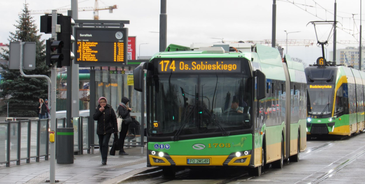 Z Biletem Metropiltalnym tanbiej (Fot. ztm.poznan.pl)