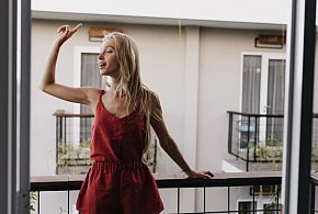 Na balkonie nie wszystko wolno. Te błędy mogą sporo kosztować-9567