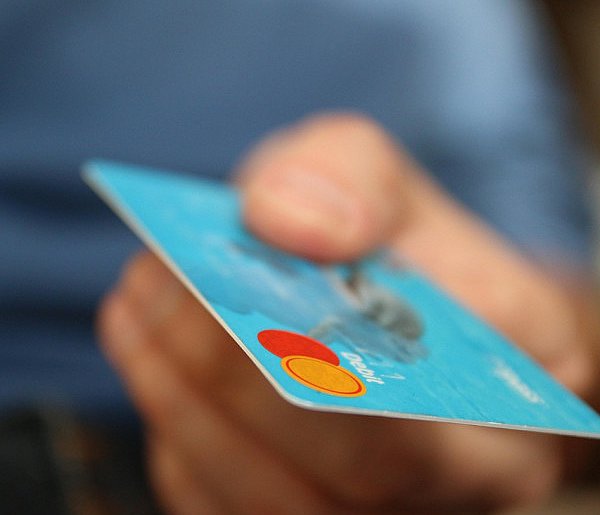 Unia szykuje nowy system płatności. Karty nie będą już takie same-9615