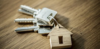 Wielkie zmiany przy sprzedaży mieszkań. Pośrednicy stracą swobodę?