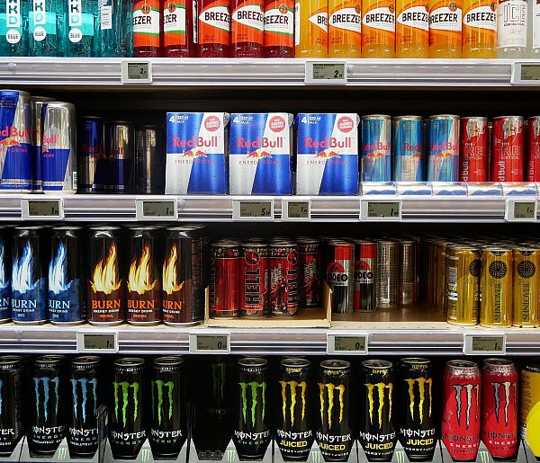 Popularne napoje pójdą ostro w górę. Rząd szykuje podwyżkę VAT-10882